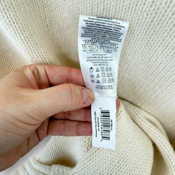 BCBGMaxazria Ivory Wool Cashmere Blend Oversized Slouchy Sweater, Size M Casual - Picture 5 of 6